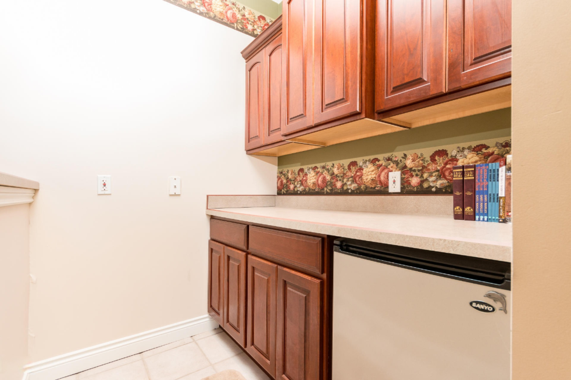 56011 Truman Drive Three Rivers, MI 49093 - Photo 13 of 49 Butler's Bar