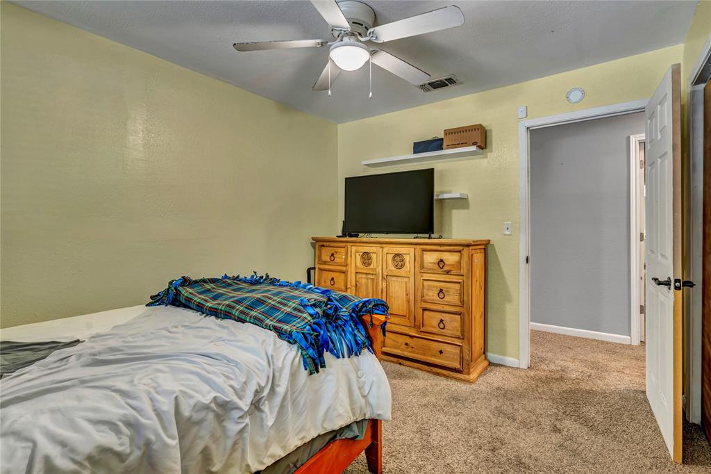 116 Nottingham Circle Bridgeport, TX 76426 - Photo 10 of 40
