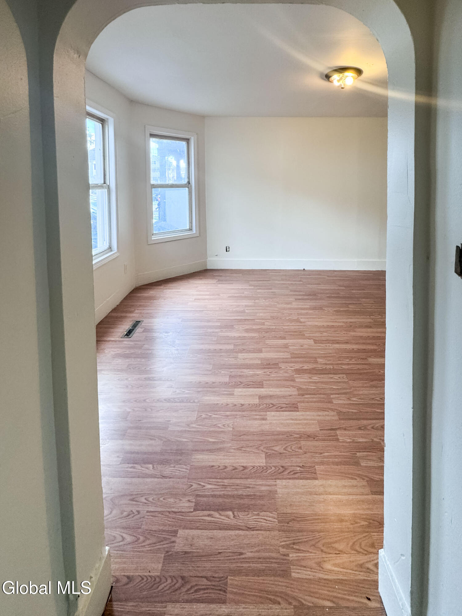 918 Bridge Street Schenectady, NY 12303 - Photo 4 of 25 NON LOGO-22