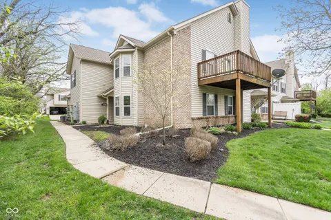 $215,000 | 474 Glenn Villa Lane, Unit 140, Avon, IN 46123
