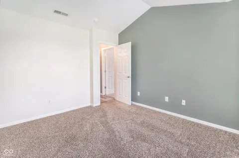 $215,000 | 474 Glenn Villa Lane, Unit 140, Avon, IN 46123