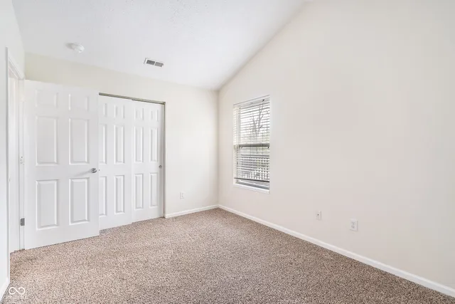 $215,000 | 474 Glenn Villa Lane, Unit 140, Avon, IN 46123