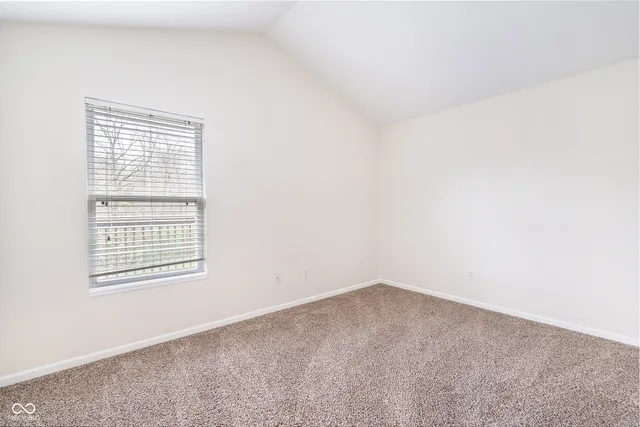 $215,000 | 474 Glenn Villa Lane, Unit 140, Avon, IN 46123