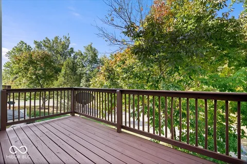 $215,000 | 474 Glenn Villa Lane, Unit 140, Avon, IN 46123