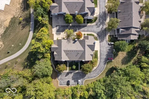 $215,000 | 474 Glenn Villa Lane, Unit 140, Avon, IN 46123