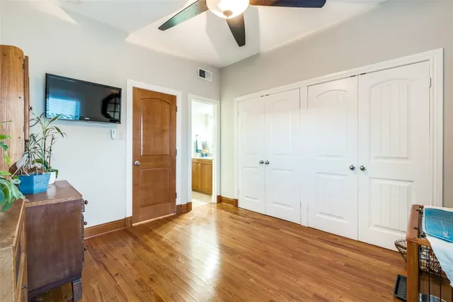 a view of livingroom with furniture and wooden floor