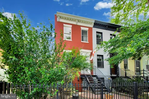 $825,000 | 704 Rhode Island Avenue Northwest, Washington, DC 20001