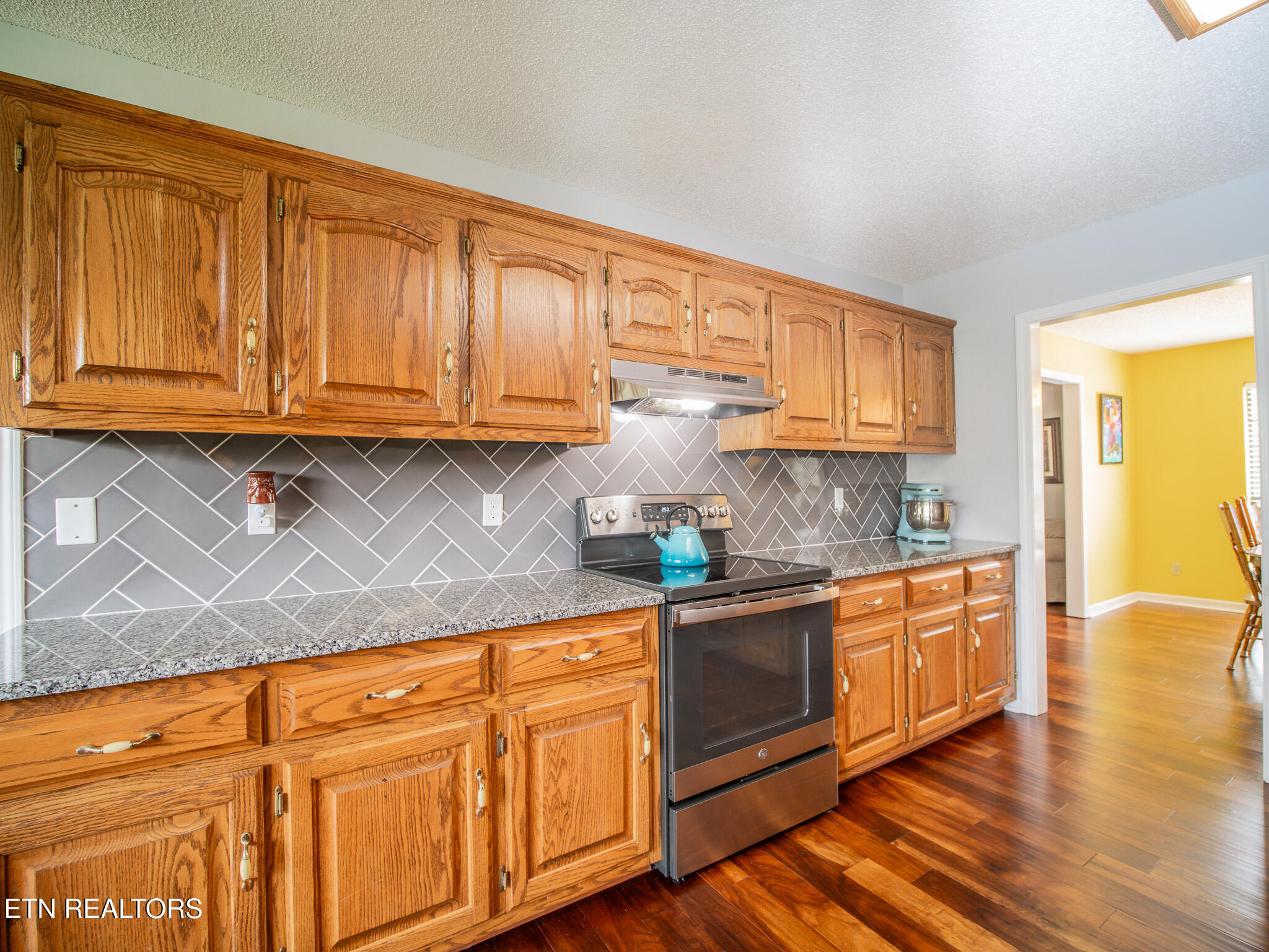 1306 Raulston Road Maryville, TN 37803 - Photo 15 of 50 Kitchen
