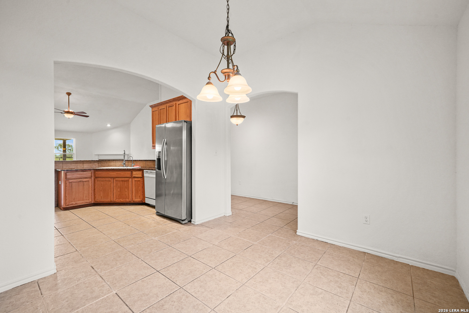725 Cimarron Square Poteet, TX 78065 - Photo 18 of 37