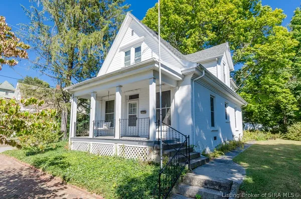 $160,000 | 409 North Water Street, Salem, IN 47167
