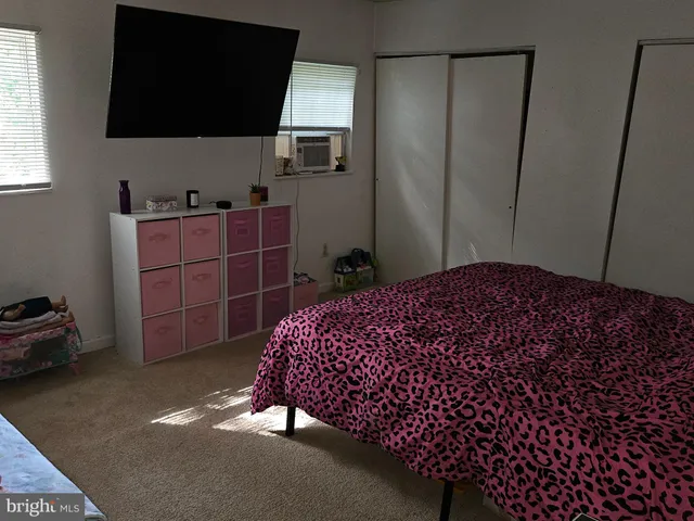 $219,900 | 42 Oakmont Drive, New Castle, DE 19720