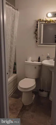 $219,900 | 42 Oakmont Drive, New Castle, DE 19720