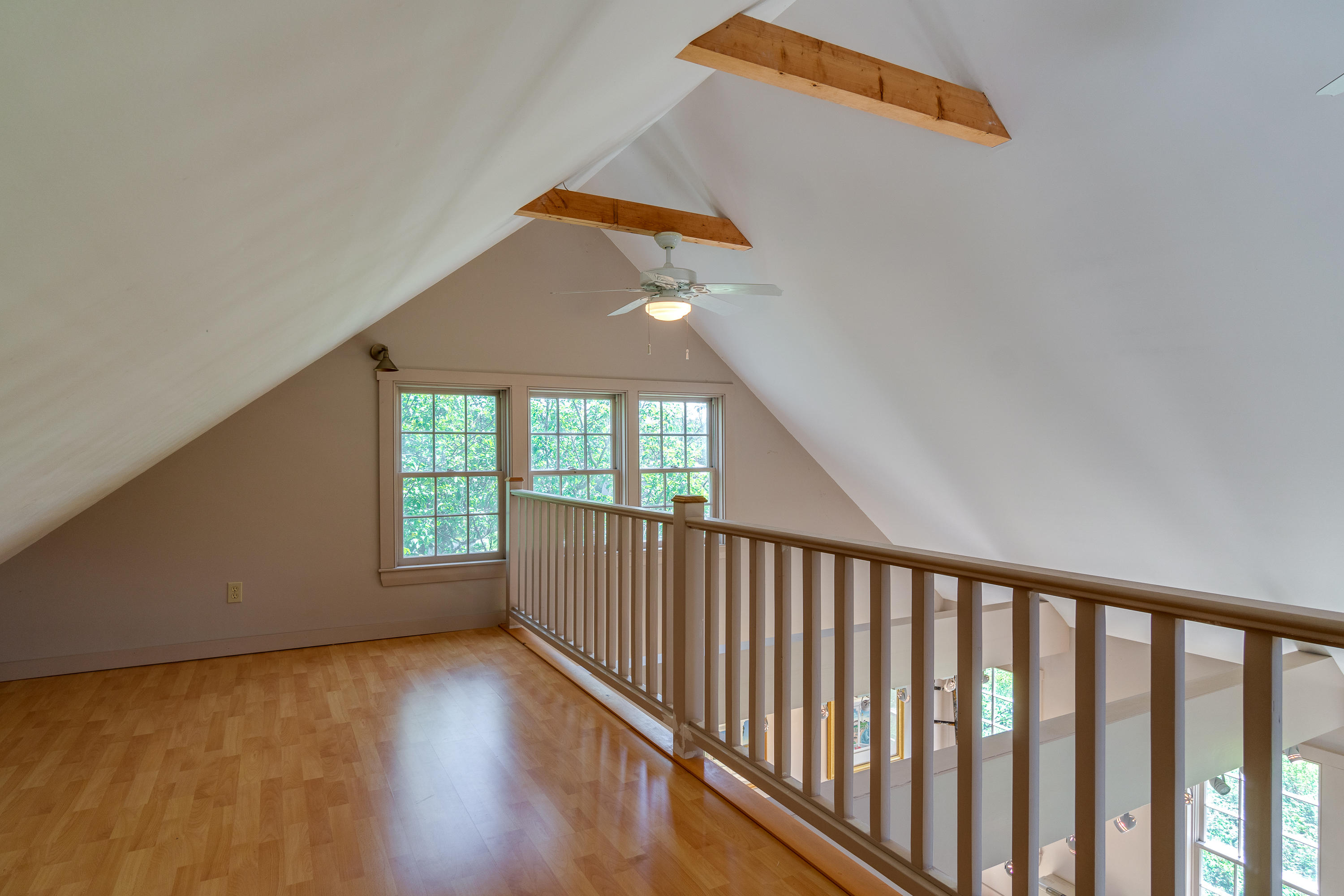 1439 Highway 32 Bristol, ME 04564 - Photo 11 of 54 Loft