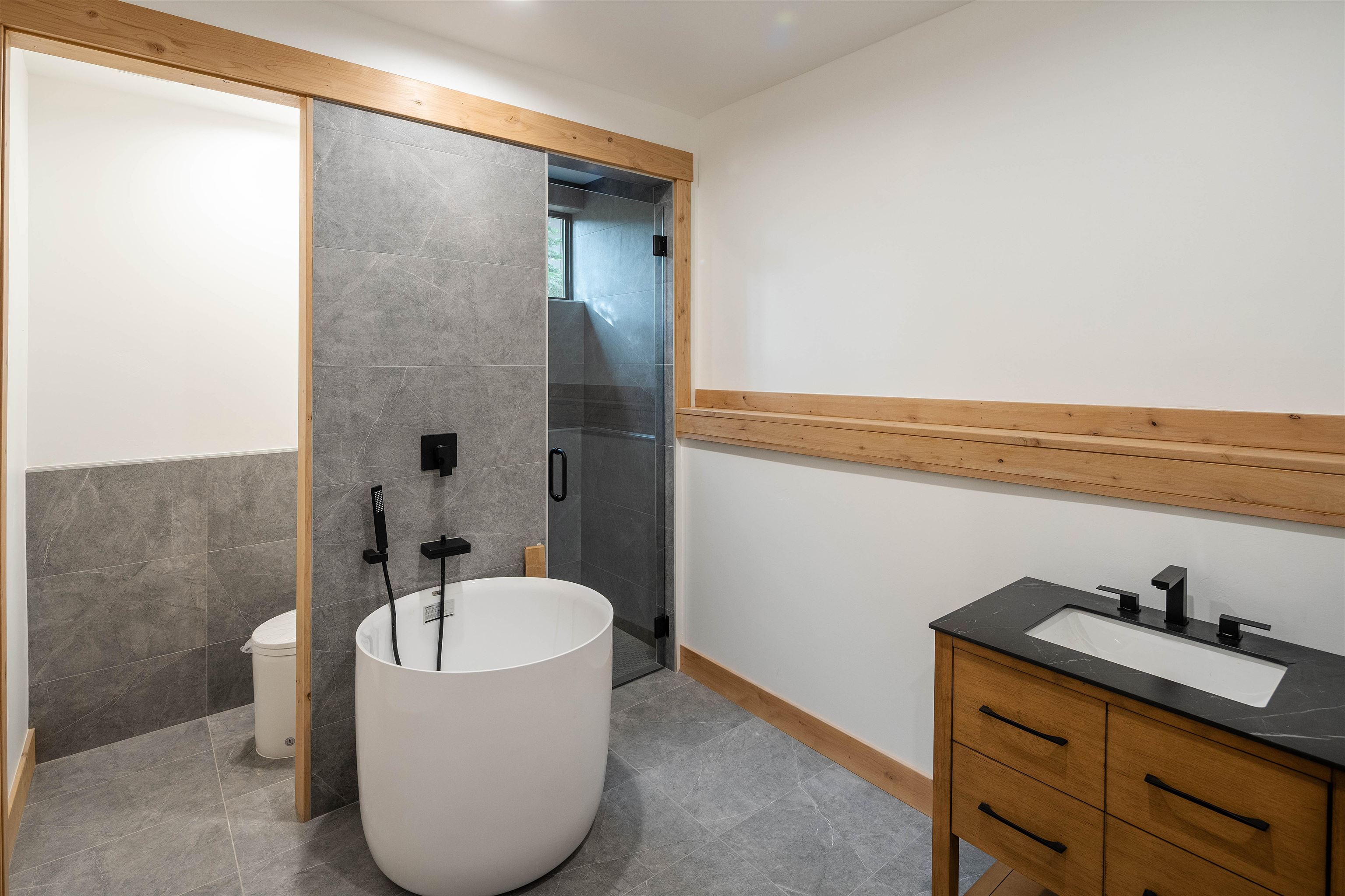 162 Tiger Tail Road Olympic Valley, CA 96146 - Photo 19 of 20 Gallery Image 19