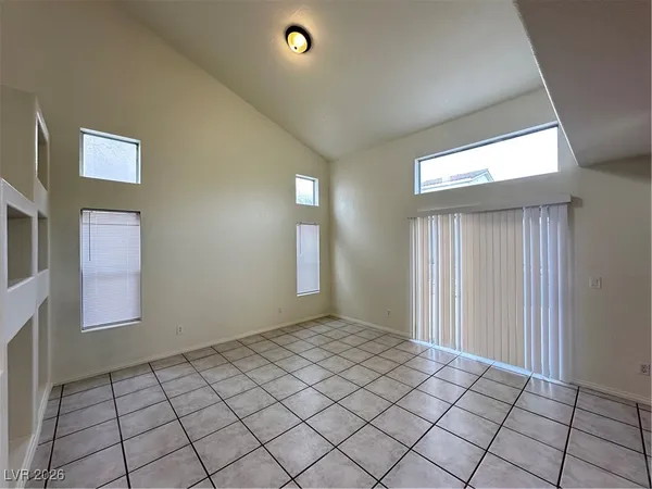 $2,100 | 8020 Exploration Avenue, Las Vegas, NV 89131