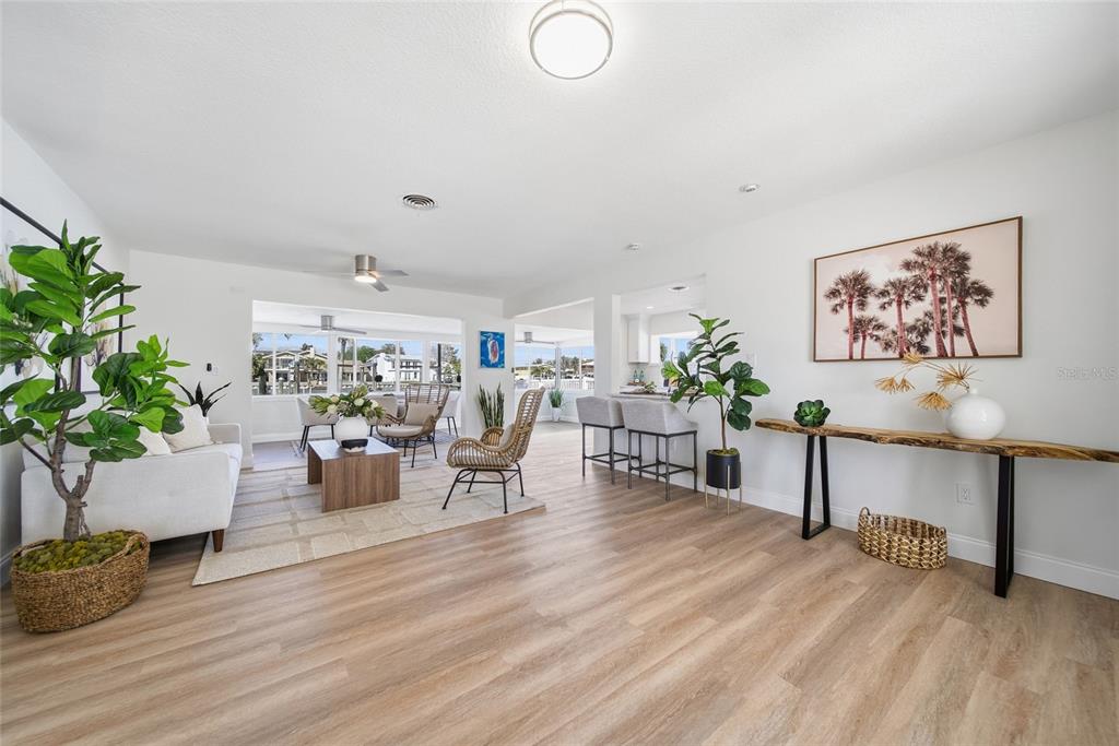 16113 5th Street East Redington Beach, FL 33708 - Photo 12 of 59