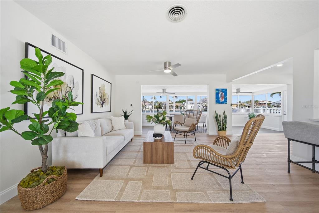 16113 5th Street East Redington Beach, FL 33708 - Photo 13 of 59