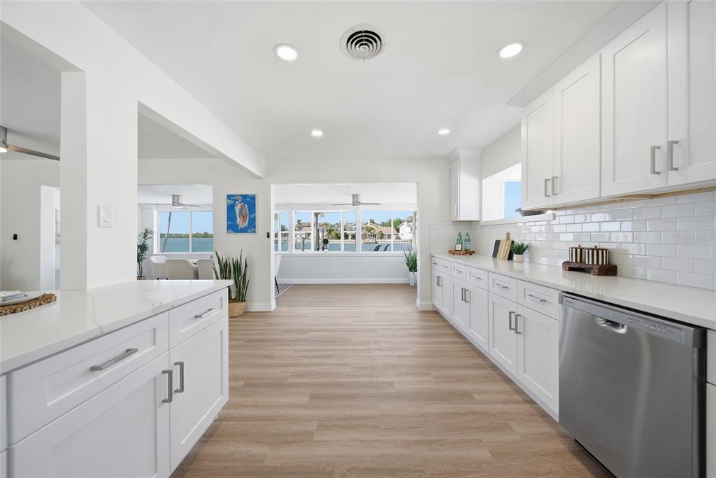 16113 5th Street East Redington Beach, FL 33708 - Photo 22 of 59