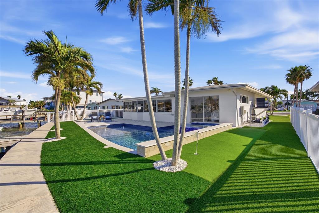 16113 5th Street East Redington Beach, FL 33708 - Photo 3 of 59