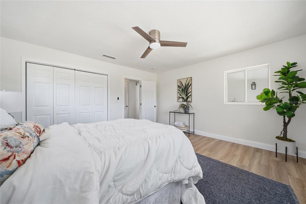 16113 5th Street East Redington Beach, FL 33708 - Photo 35 of 59