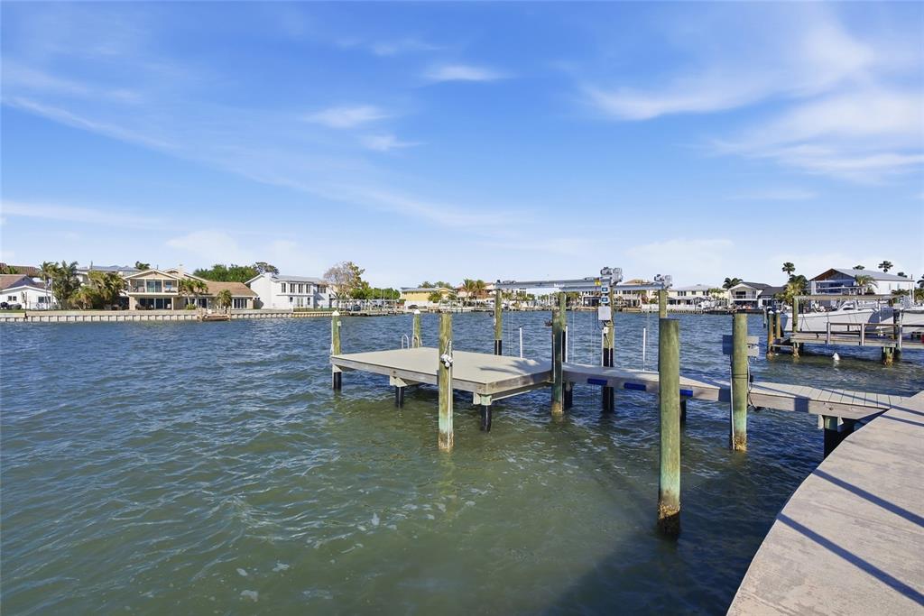 16113 5th Street East Redington Beach, FL 33708 - Photo 45 of 59