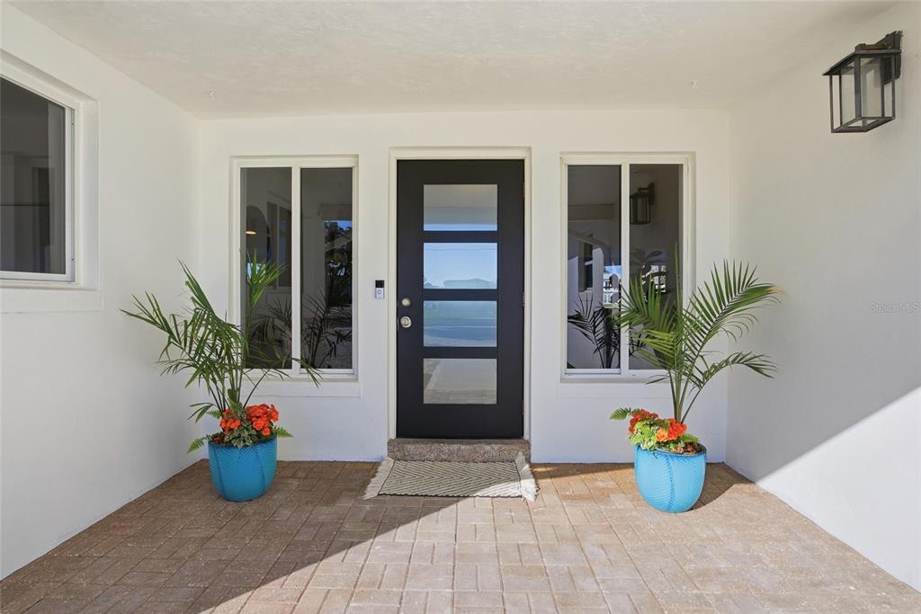 16113 5th Street East Redington Beach, FL 33708 - Photo 10 of 59