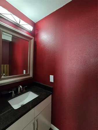 $1,800 | 5200 Martel Avenue, Unit 13D, Dallas, TX 75206