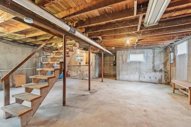 $699,900 | 104 Salem Street, Andover, MA 01810