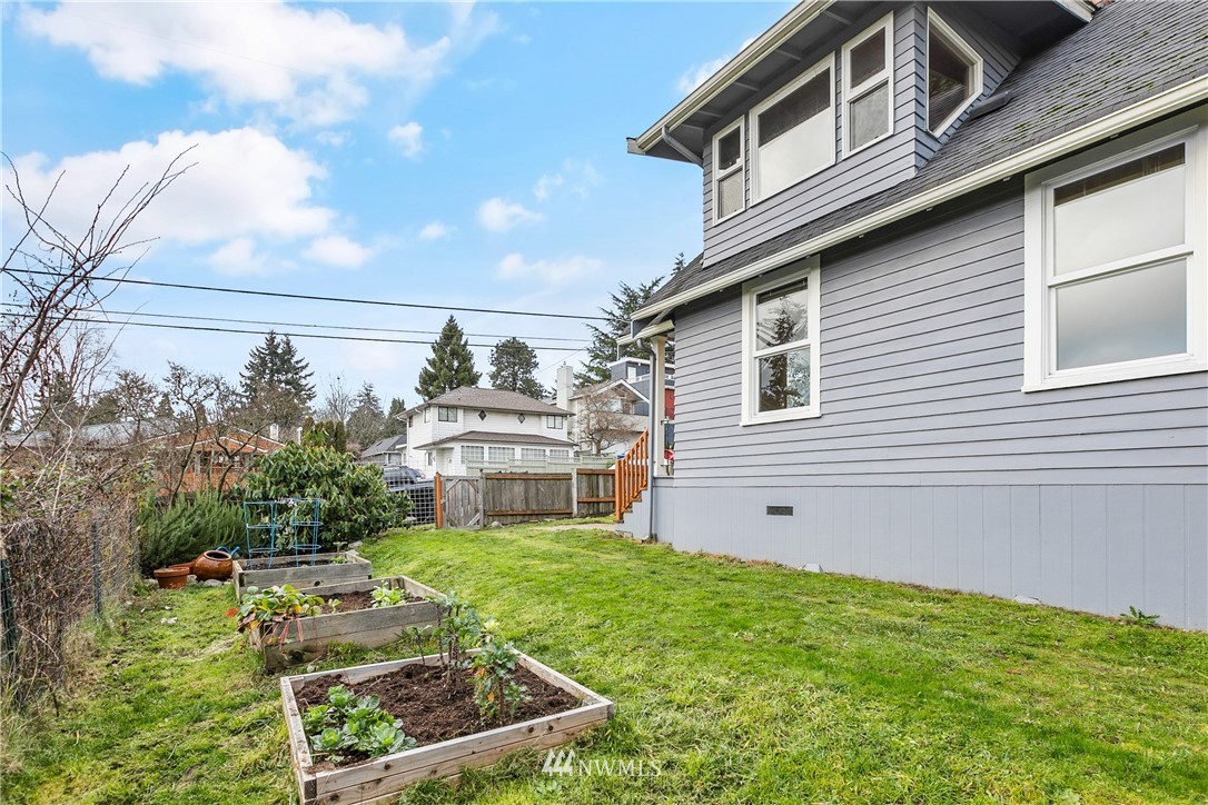 2129 North 87th Street Seattle, WA 98103 - Photo 17 of 23 Gallery Image 17