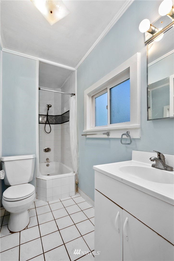 2129 North 87th Street Seattle, WA 98103 - Photo 9 of 23 Gallery Image 9