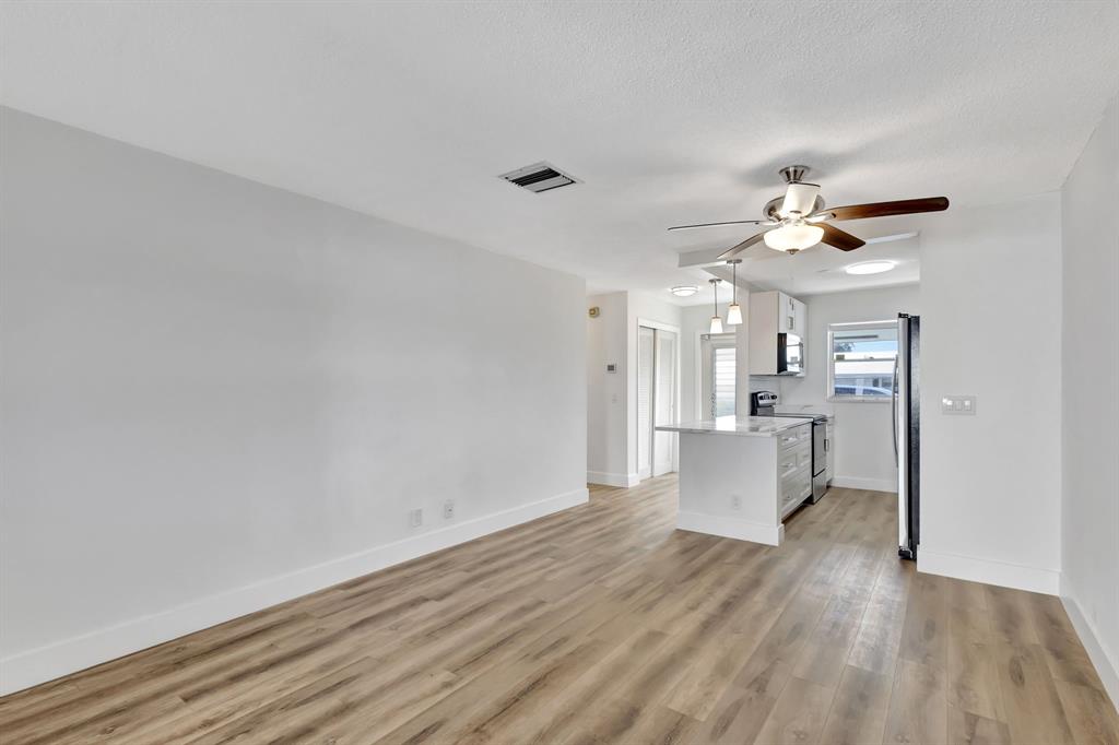 300 Southwest Golfview Terrace, Unit 131 Boynton Beach, FL 33426 - Photo 19 of 57