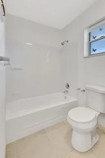 $125,000 | 300 Southwest Golfview Terrace, Unit 131, Boynton Beach, FL 33426