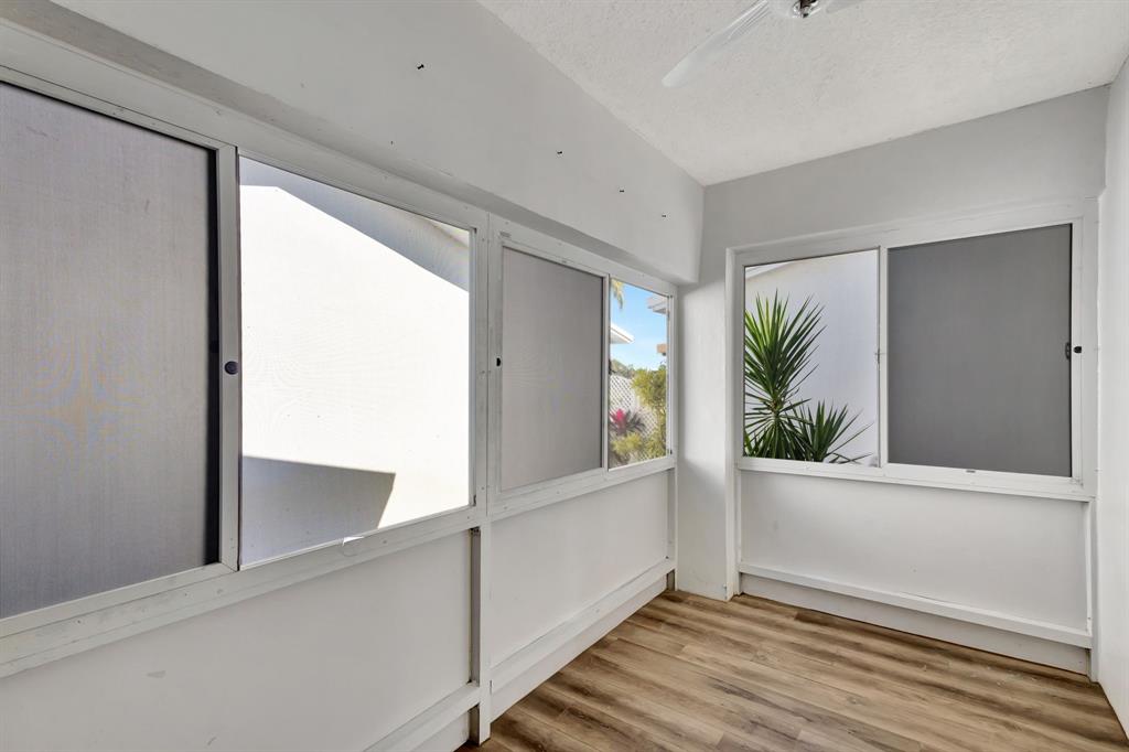 300 Southwest Golfview Terrace, Unit 131 Boynton Beach, FL 33426 - Photo 29 of 57 a view of an empty room and window