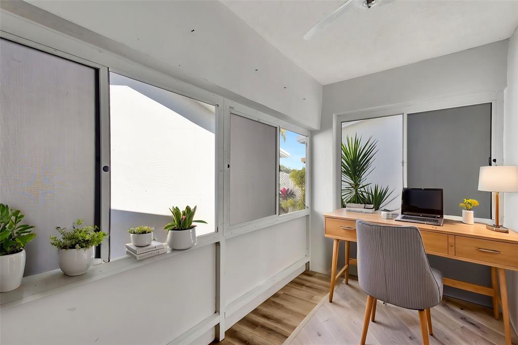 300 Southwest Golfview Terrace, Unit 131 Boynton Beach, FL 33426 - Photo 3 of 57 Porch/Office