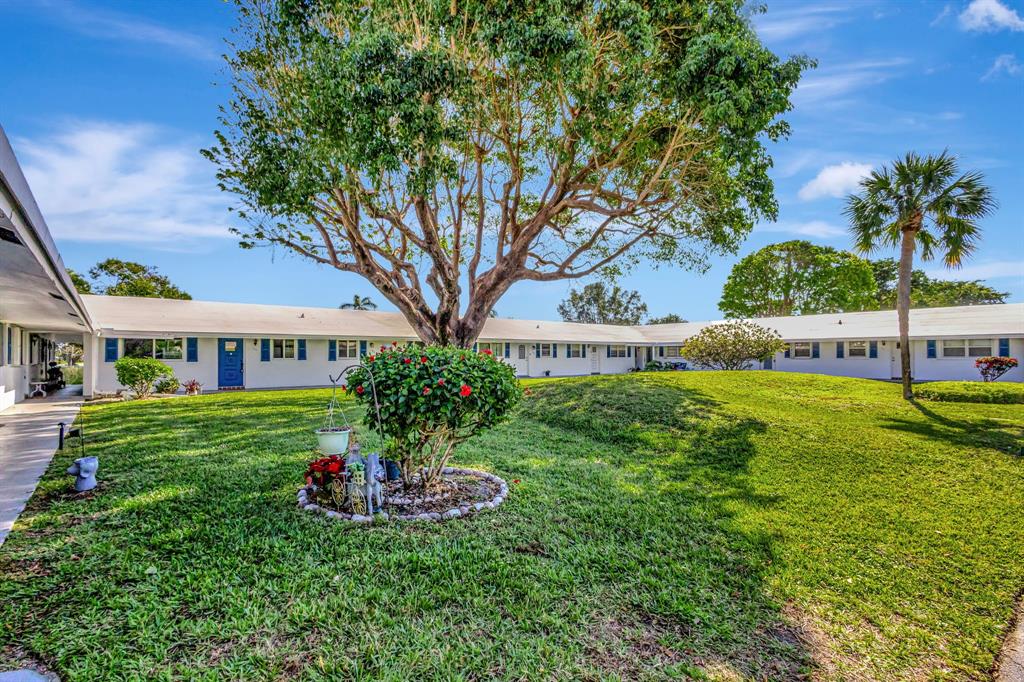 300 Southwest Golfview Terrace, Unit 131 Boynton Beach, FL 33426 - Photo 36 of 57