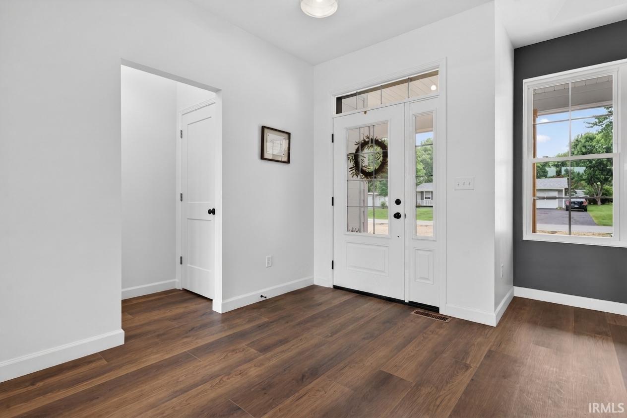 459 14th Street Peru, IN 46970 - Photo 5 of 28