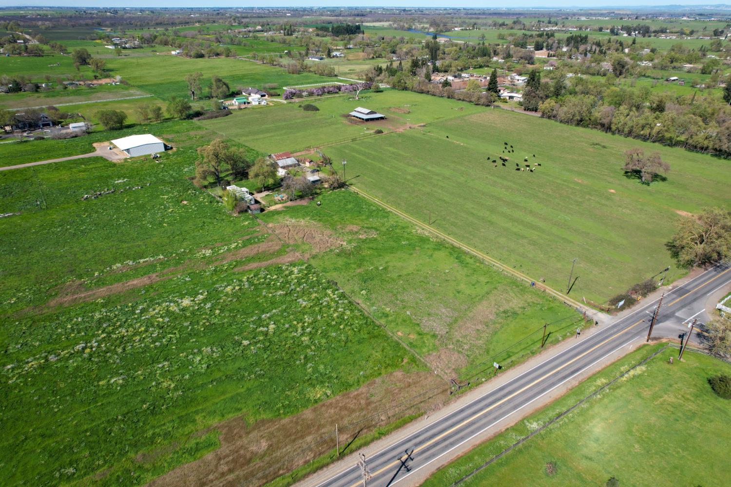 8960 Dillard Road Wilton, CA 95693 - Photo 13 of 29 a view of a city
