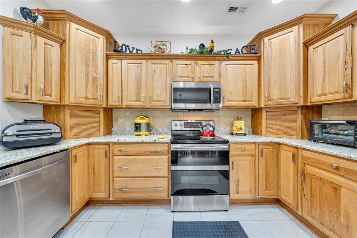 4447 Bonsack Road Northeast Roanoke, VA 24012 - Photo 15 of 37 09-MIB00756