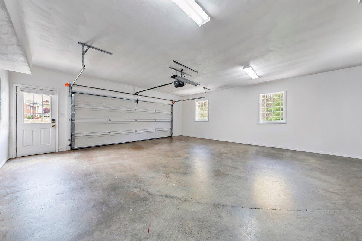 4447 Bonsack Road Northeast Roanoke, VA 24012 - Photo 30 of 37 Garage Virtually Emptied