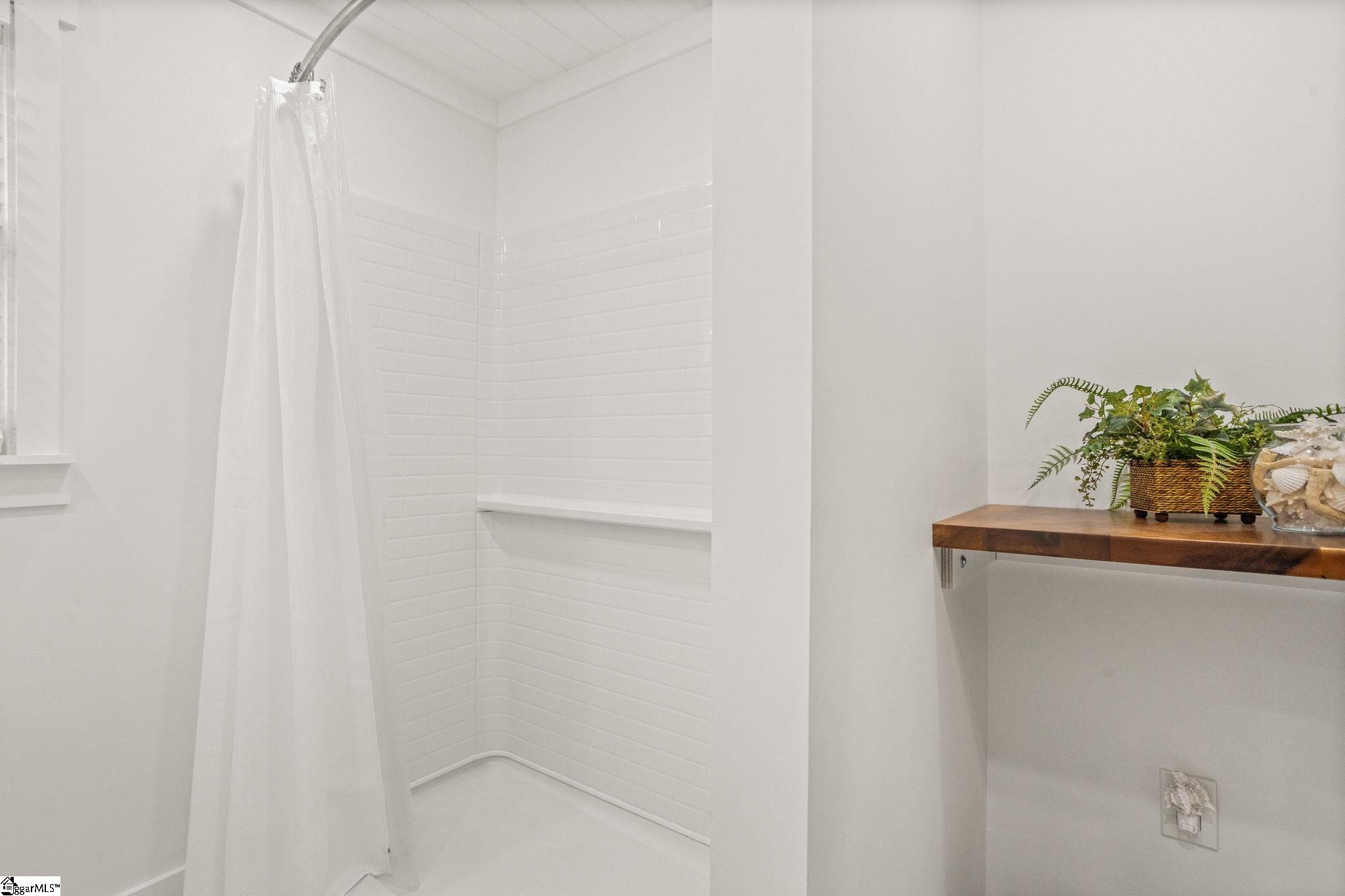 101 Rison Road Greenville, SC 29611 - Photo 16 of 37 Gallery Image 16