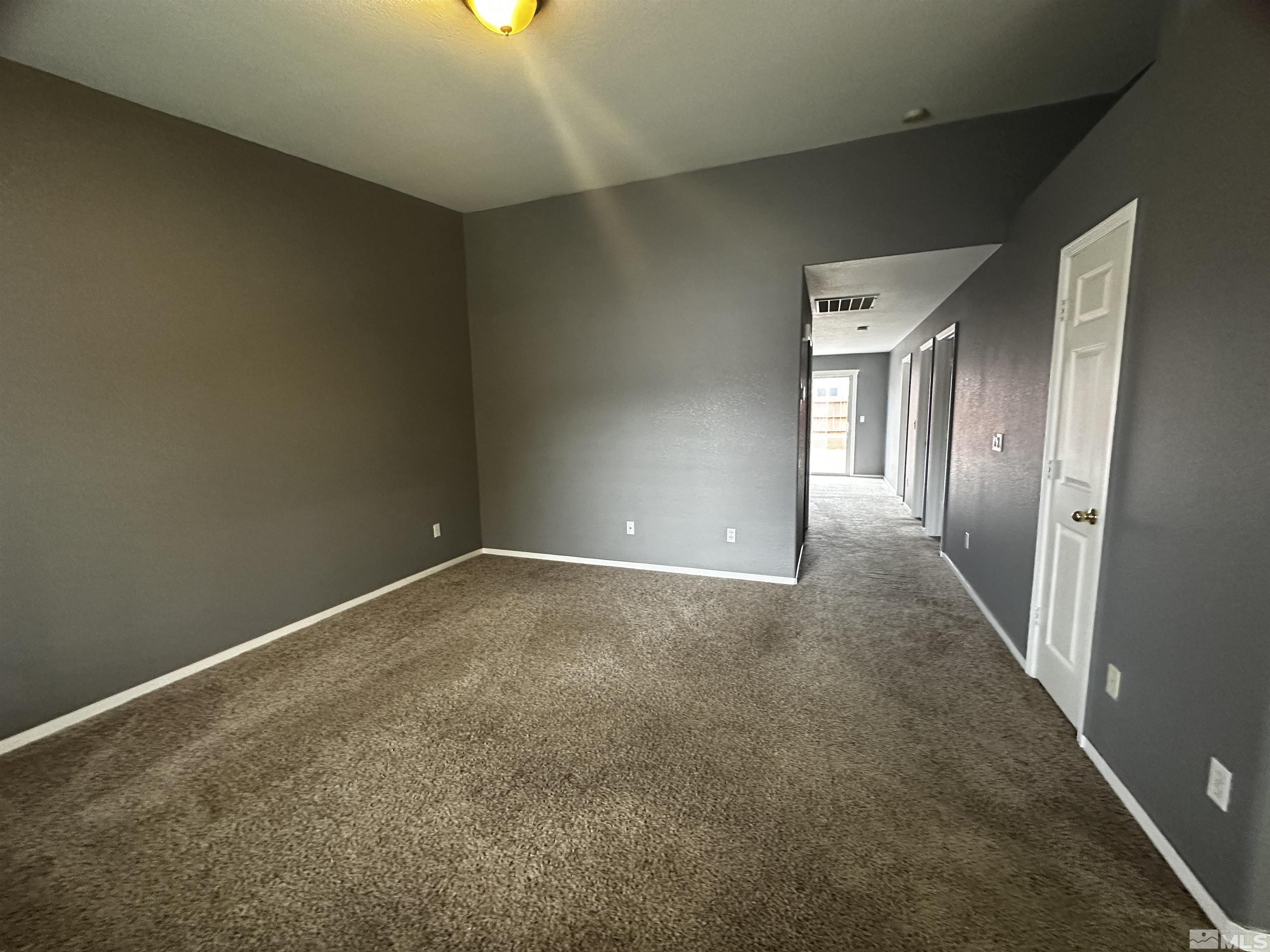 17725 Fortune Court Reno, NV 89508 - Photo 4 of 21 Photo 4