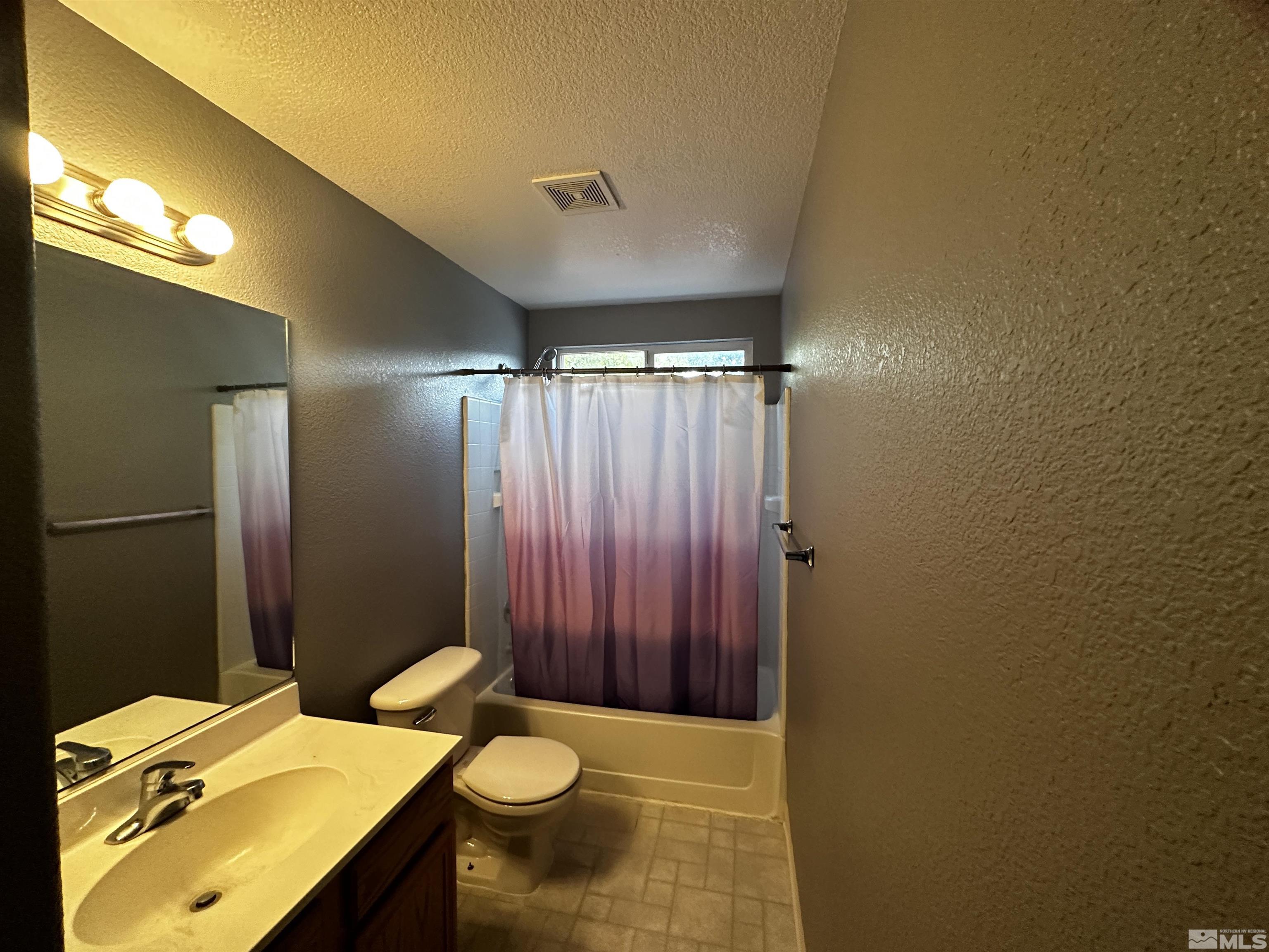 17725 Fortune Court Reno, NV 89508 - Photo 8 of 21 Photo 8