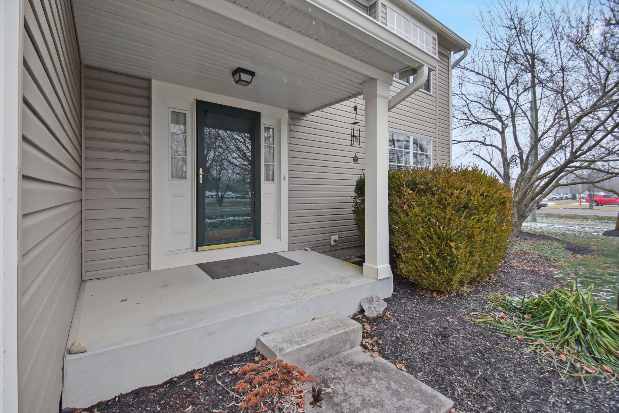 3431 Reed Point Drive Hilliard, OH 43026 - Photo 4 of 38 5-web-or-mls-3431-reed-point-dr