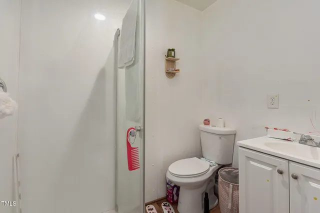 $575,500 | 117 Red Bud Court, Cary, NC 27513