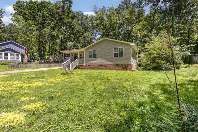 $575,500 | 117 Red Bud Court, Cary, NC 27513