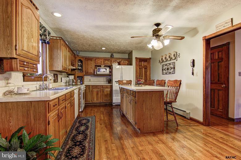 134 Aubel Road Delta, PA 17314 - Photo 6 of 26 Gallery Image 6