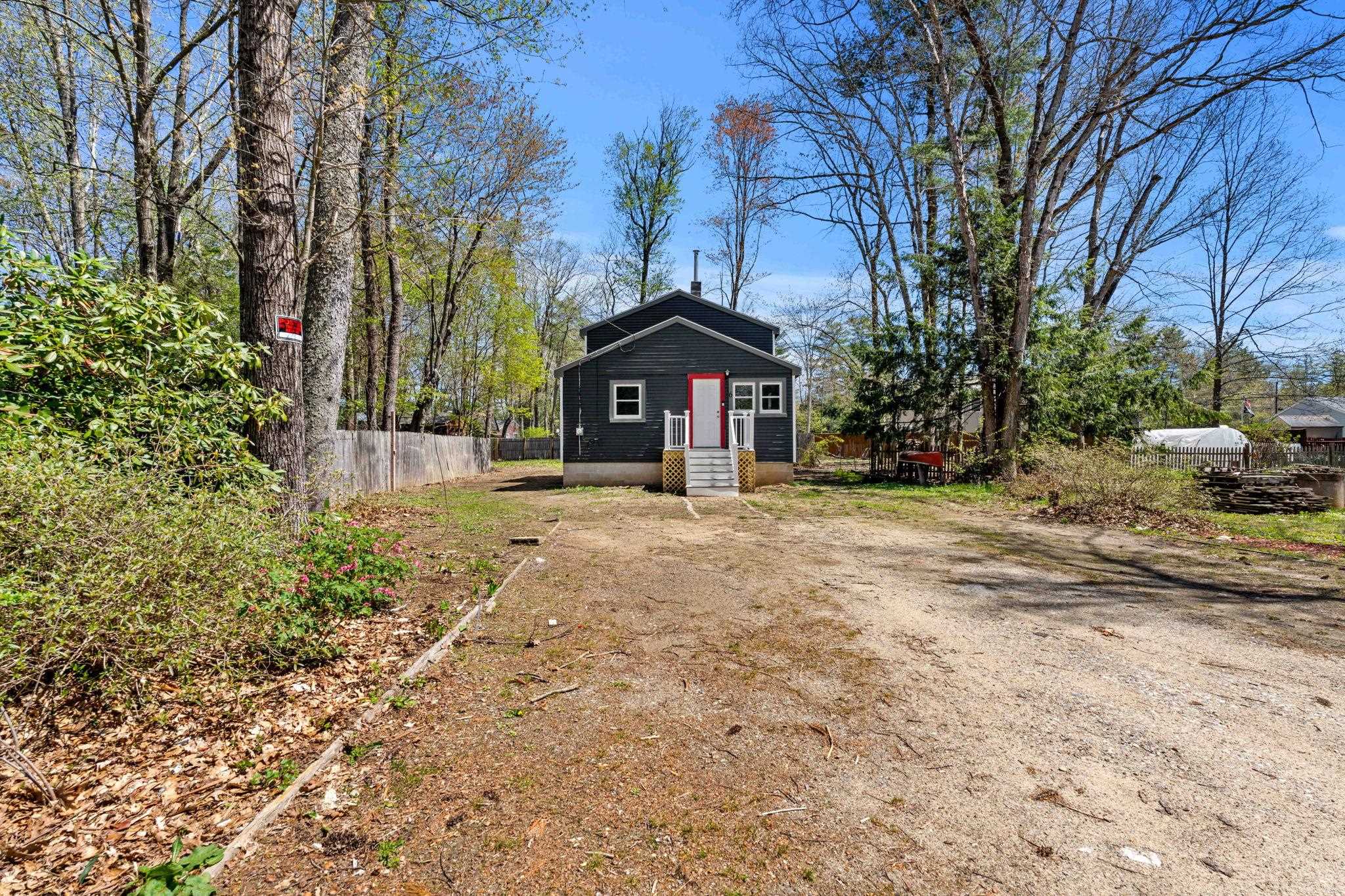 6 Beach Street Fremont, NH 03044 - Photo 1 of 34