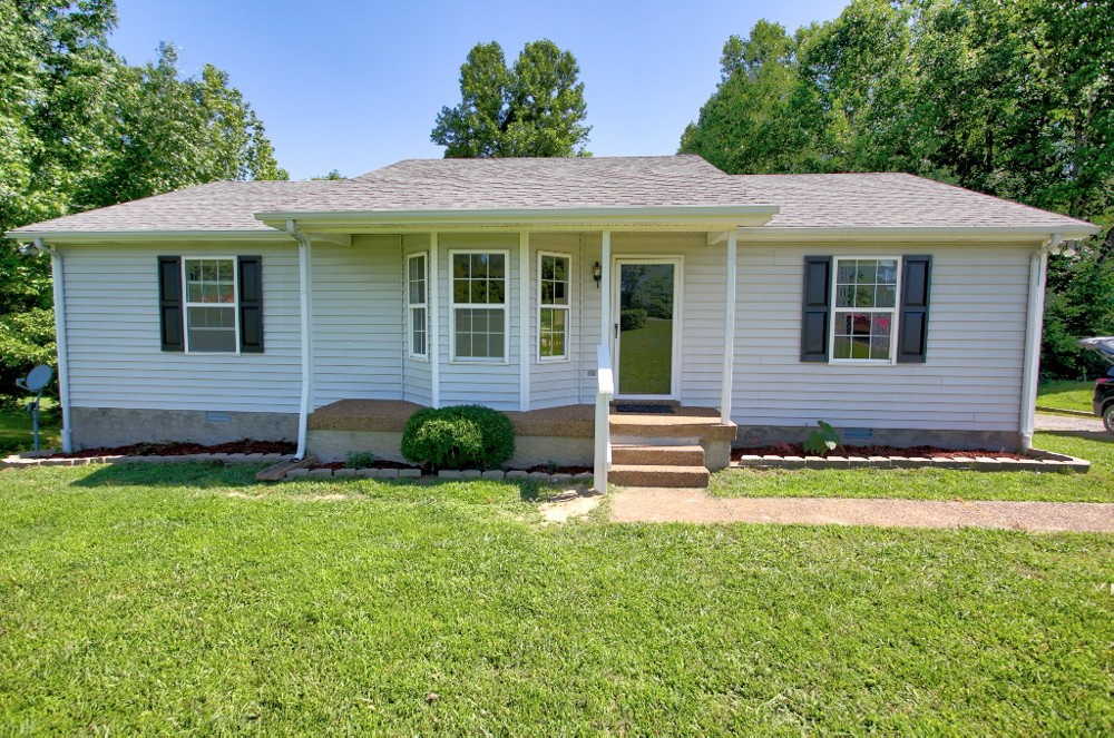 1695 Bandy Road Ashland City, TN 37015 - Photo 1 of 34 Gallery Image 1
