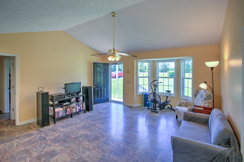 1695 Bandy Road Ashland City, TN 37015 - Photo 8 of 34 Gallery Image 8