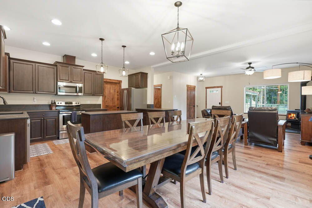 56058 Snow Goose Road Bend, OR 97707 - Photo 15 of 47